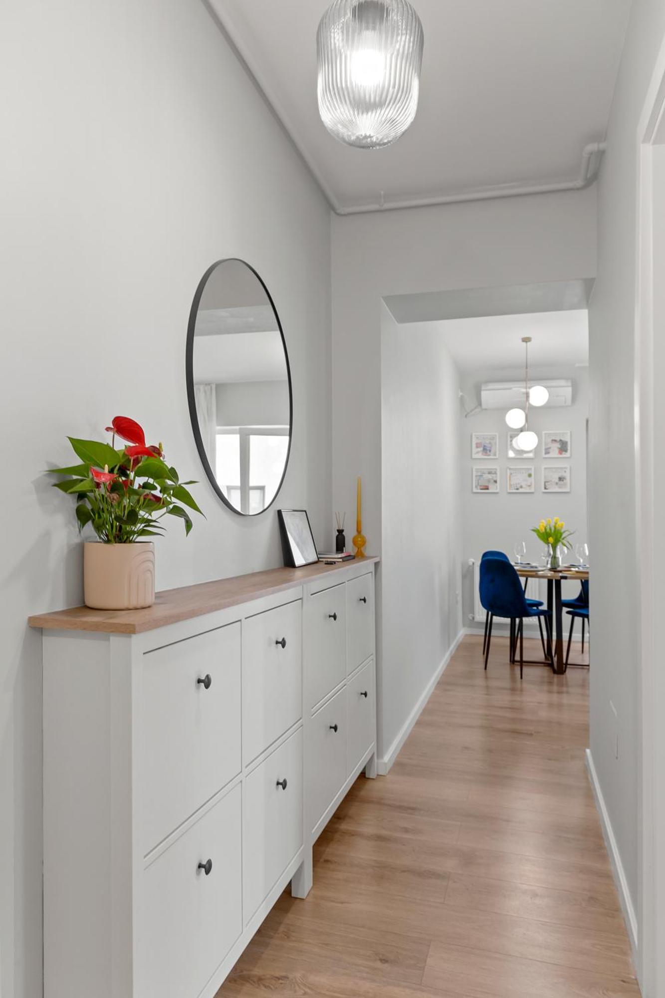 Mido Park Apartment With Private Parking & Self Check-In Bukares Bagian luar foto