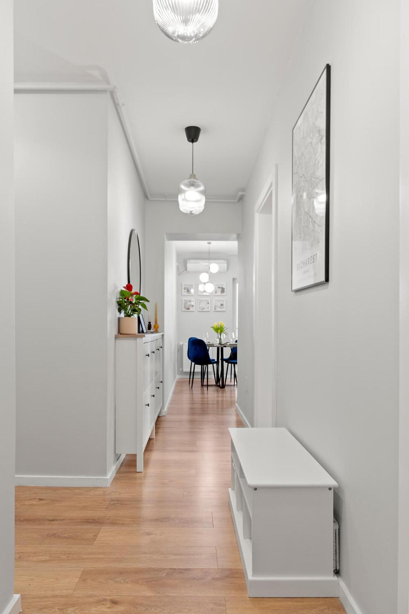 Mido Park Apartment With Private Parking & Self Check-In Bukares Bagian luar foto